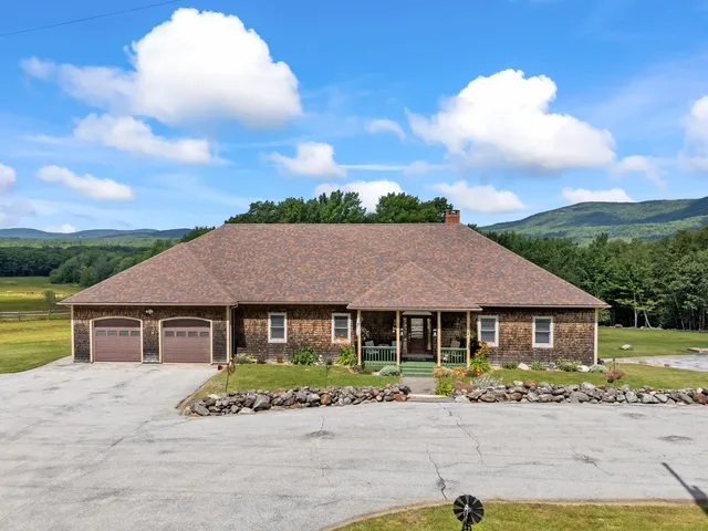 $1,195,000 | 507 Mt Pleasant Street, Rockport, ME 04856