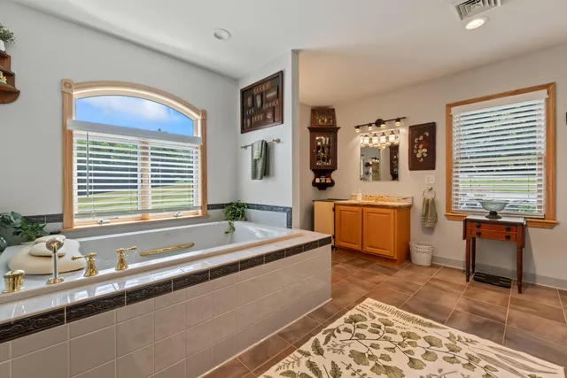 $1,195,000 | 507 Mt Pleasant Street, Rockport, ME 04856