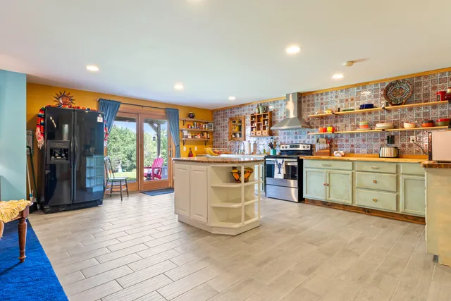 $1,195,000 | 507 Mt Pleasant Street, Rockport, ME 04856