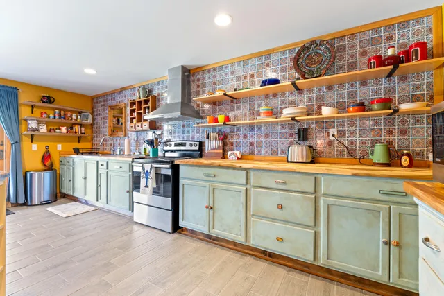 $1,195,000 | 507 Mt Pleasant Street, Rockport, ME 04856