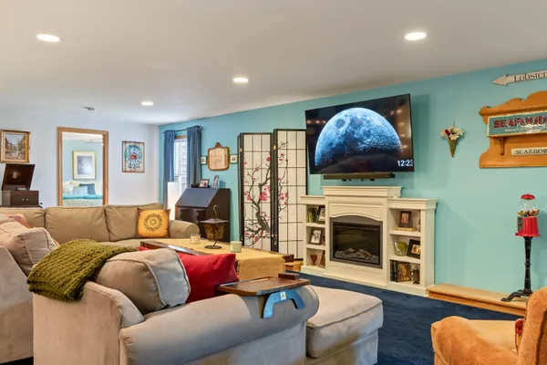 $1,195,000 | 507 Mt Pleasant Street, Rockport, ME 04856