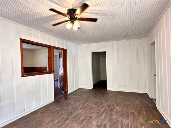 $2,800 | 1010 Academy Street, San Marcos, TX 78666