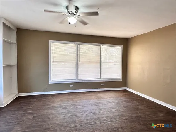 $2,800 | 1010 Academy Street, San Marcos, TX 78666