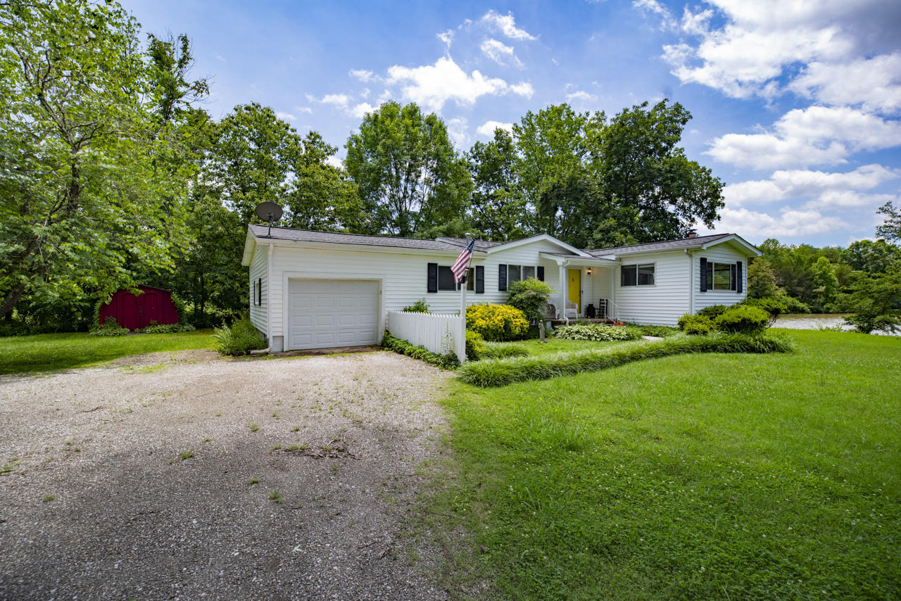 911 Ridgeview Drive Clinton, TN 37716 - Photo 4 of 23 WEB_IMGP3056