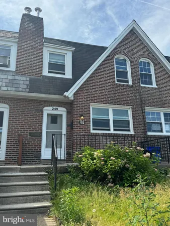 $1,700 | 249 North Linden Avenue, Upper Darby, PA 19082