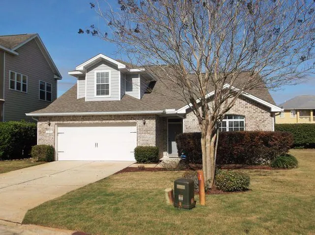 $2,600 | 1594 Venice Avenue, Fort Walton Beach, FL 32547