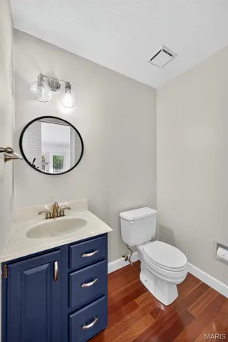 $529,900 | 6 Sailor Court, Lake St. Louis, MO 63367