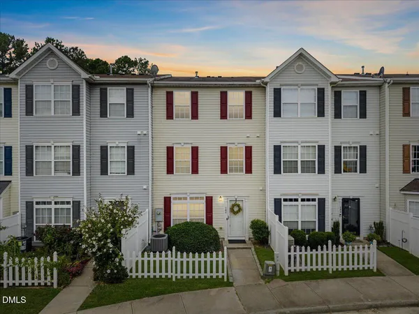 $220,000 | 8610 Neuse Landing Lane, Raleigh, NC 27616