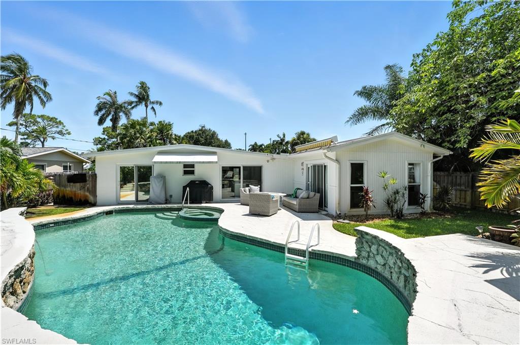 1063 22nd Avenue North Naples, FL 34103 - Photo 24 of 30