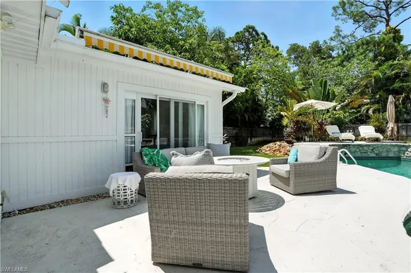 $1,350,000 | 1063 22nd Avenue North, Naples, FL 34103