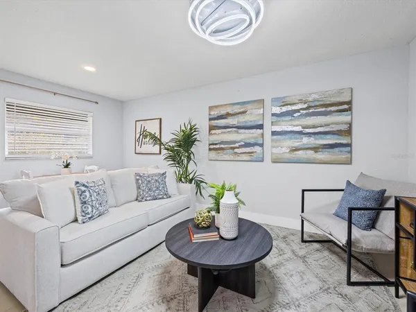 $209,999 | 851 Miles Avenue, Unit 13, Winter Park, FL 32789