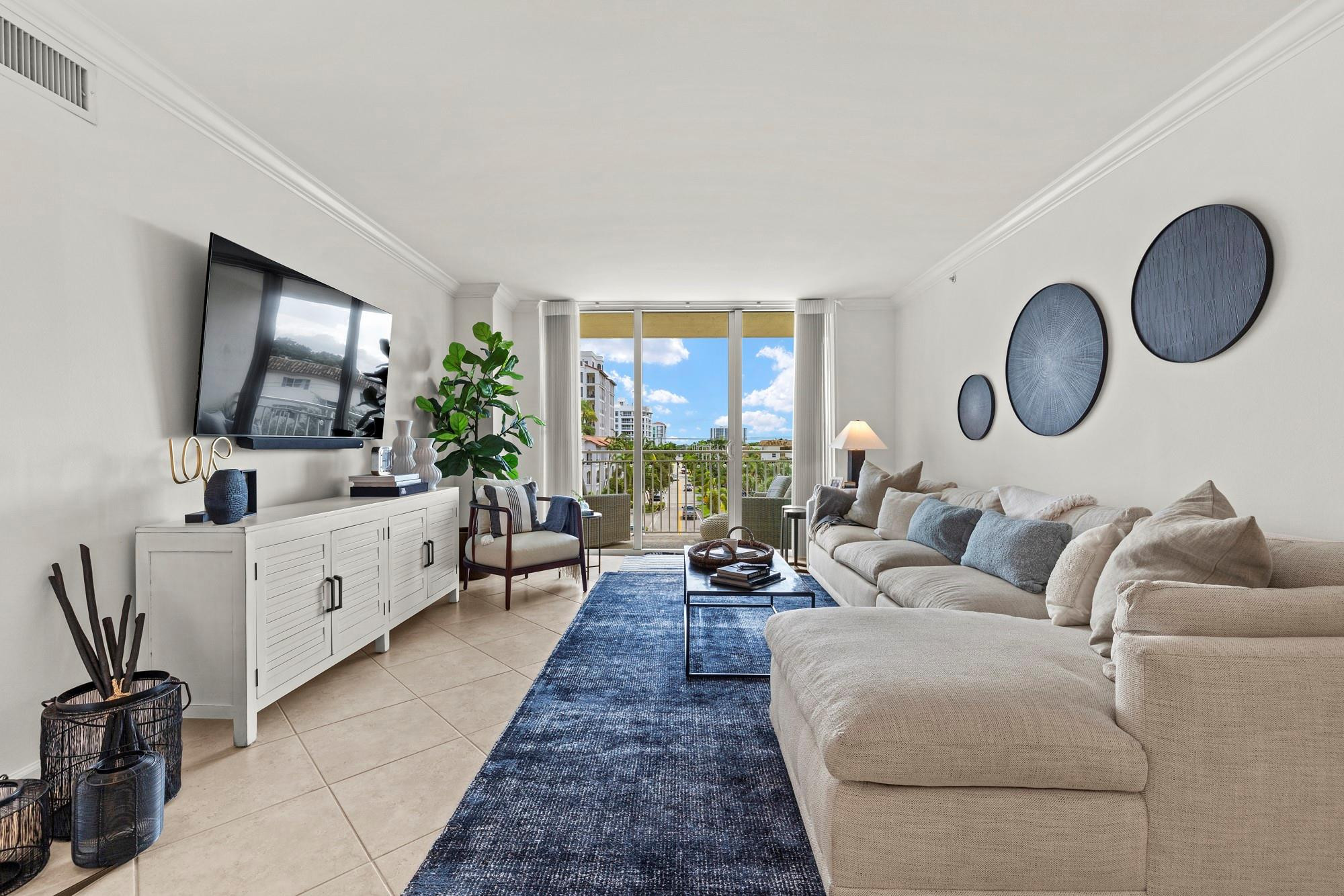 99 Southeast Mizner Boulevard, Unit 403 Boca Raton, FL 33432 - Photo 7 of 28 Photo 7