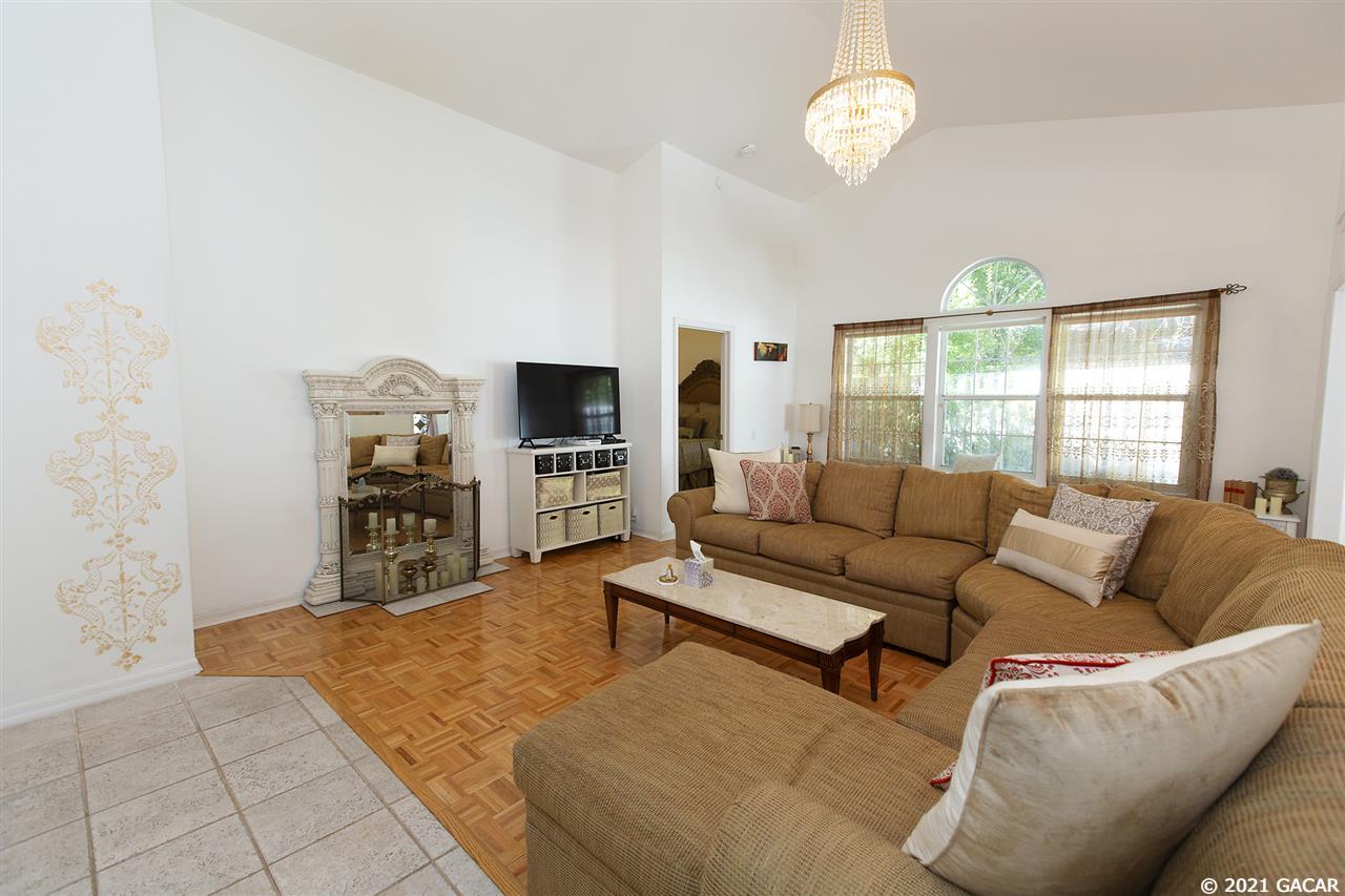 8746 Southwest 50th Road Gainesville, FL 32608 - Photo 4 of 29 Gallery Image 4