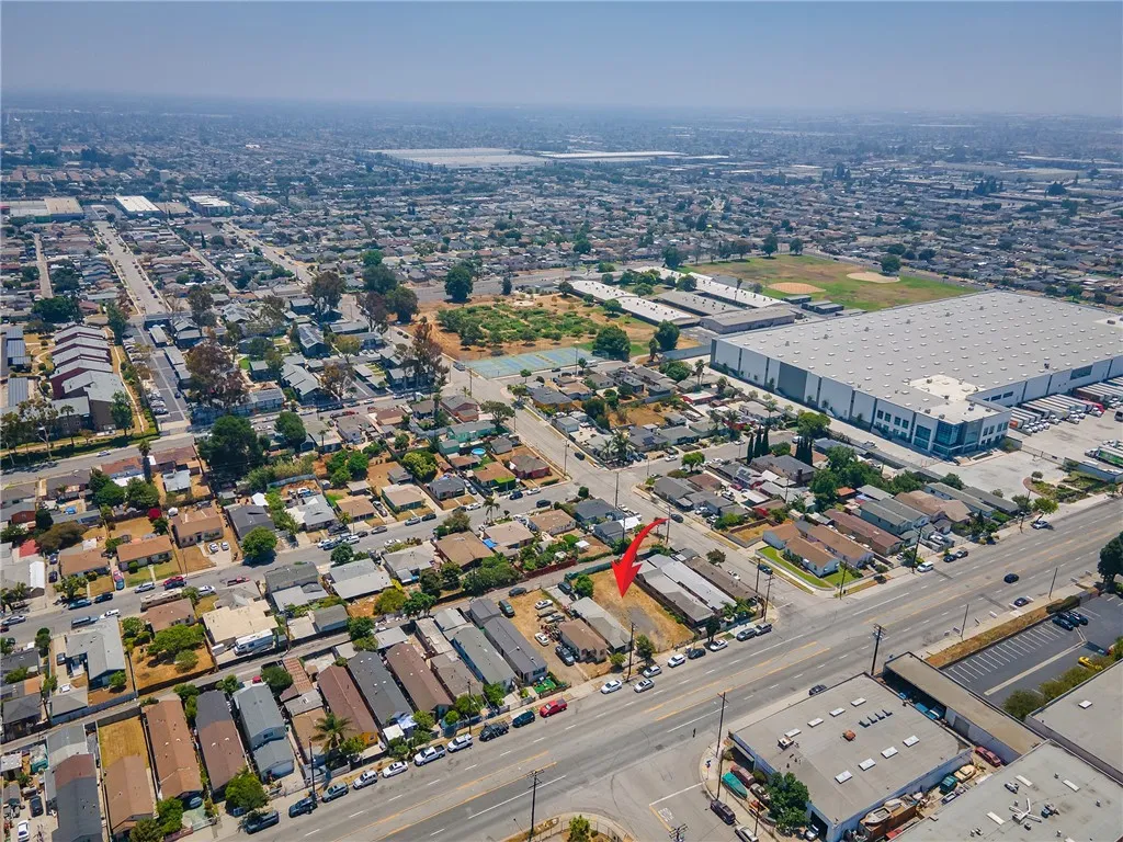 13120 Main Street Los Angeles, CA 90061 - Photo 15 of 17