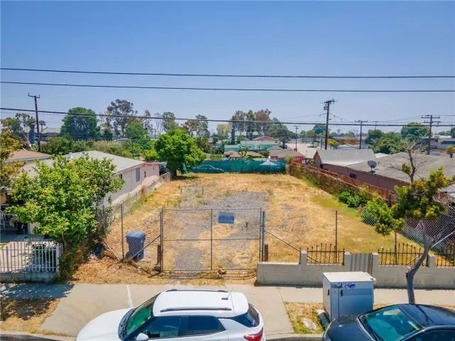 $395,593 | 13120 Main Street, Los Angeles, CA 90061