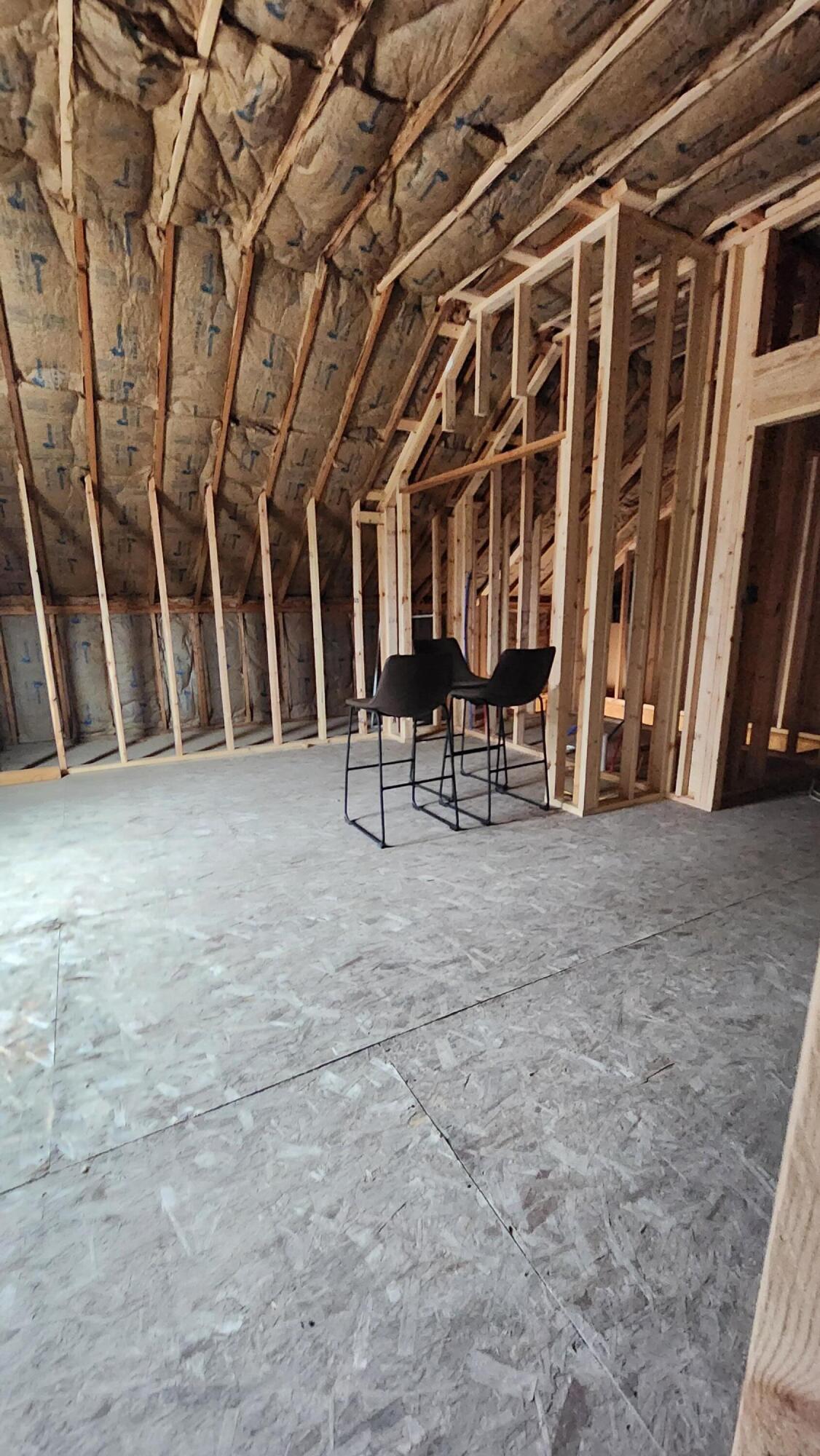 1506 Burlington Beach Road Valparaiso, IN 46383 - Photo 10 of 24 1126x2000