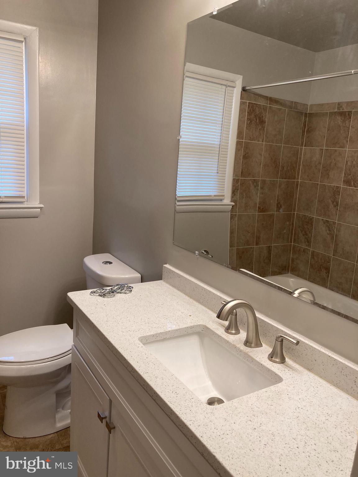18725 Darnestown Road Poolesville, MD 20837 - Photo 8 of 21 Gallery Image 8