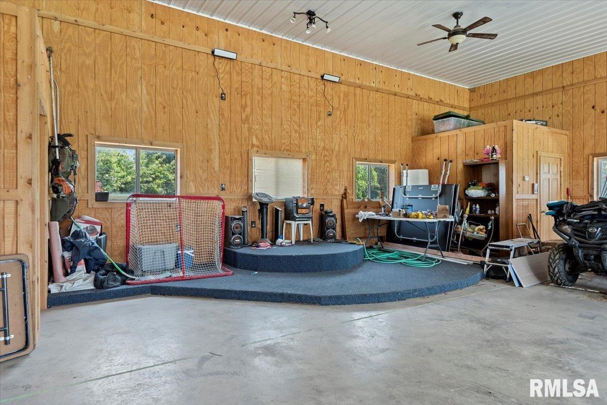 14455 East Dutch Henry Road Lewistown, IL 61542 - Photo 33 of 54 Gallery Image 33