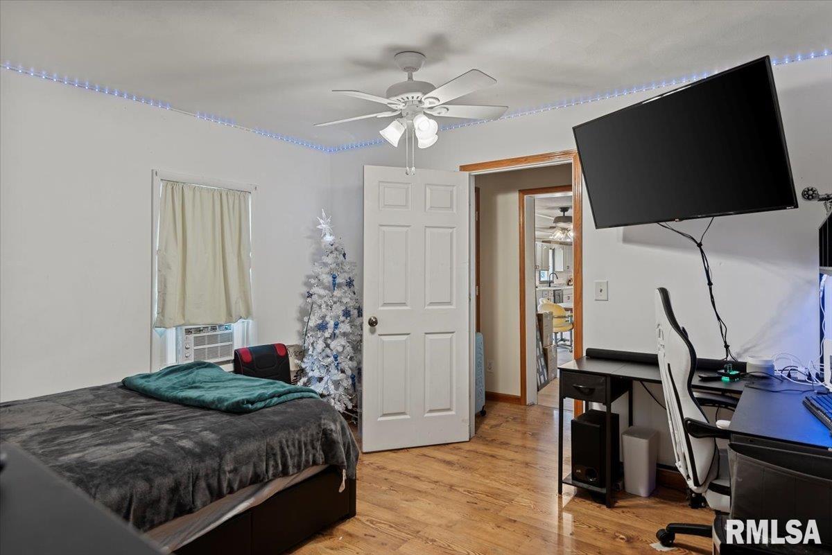 14455 East Dutch Henry Road Lewistown, IL 61542 - Photo 7 of 54 Gallery Image 7
