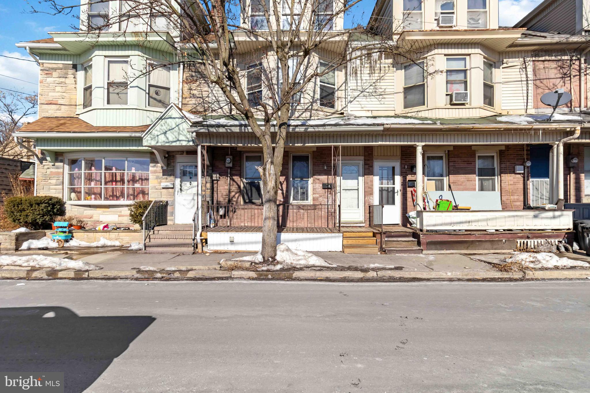 11 West Commerce Street Shamokin, PA 17872 - Photo 1 of 24 front view of a building