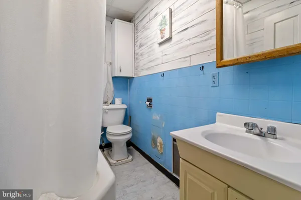 $59,900 | 11 West Commerce Street, Shamokin, PA 17872