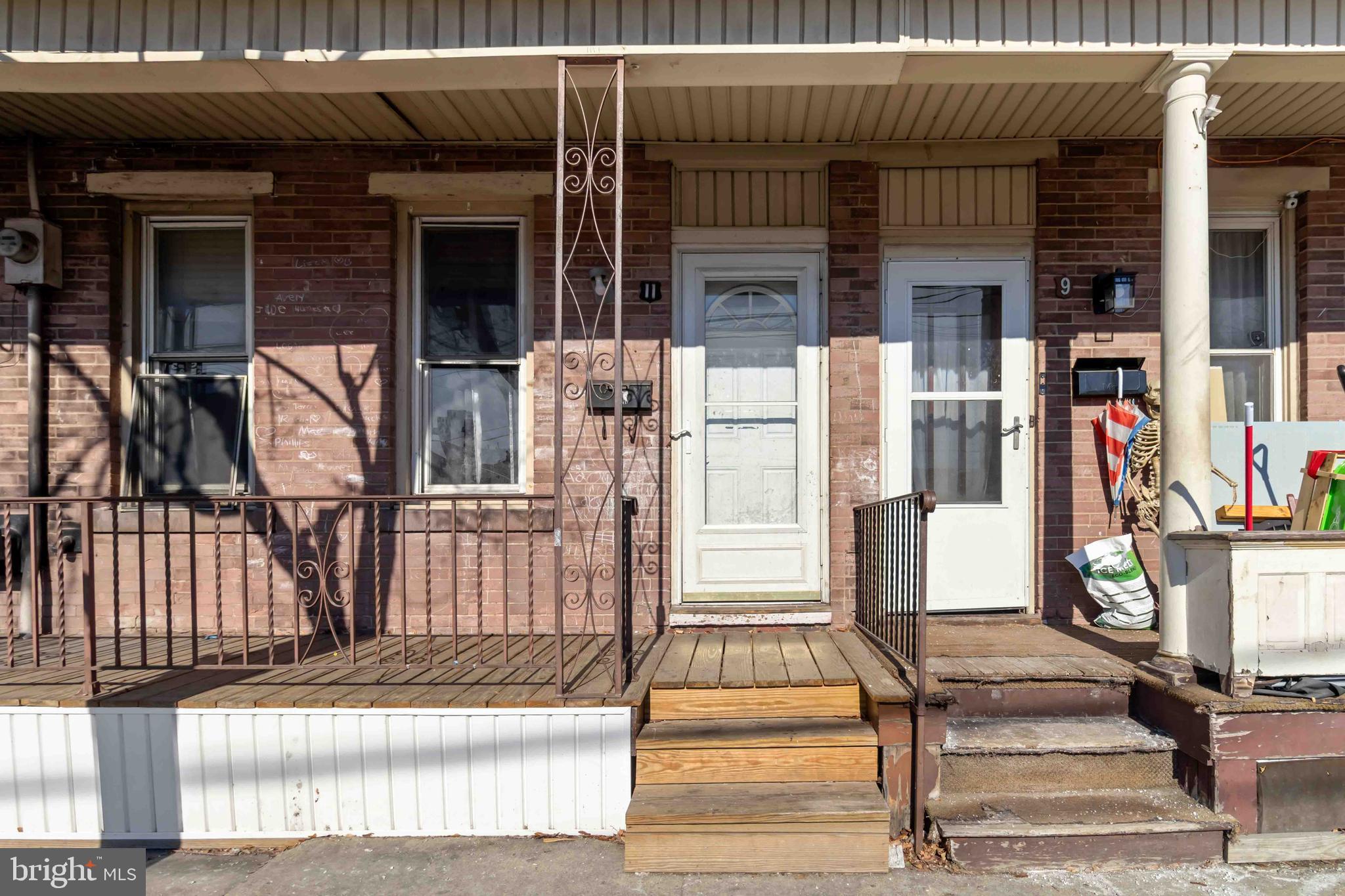 11 West Commerce Street Shamokin, PA 17872 - Photo 3 of 24 a view of entryway and hall
