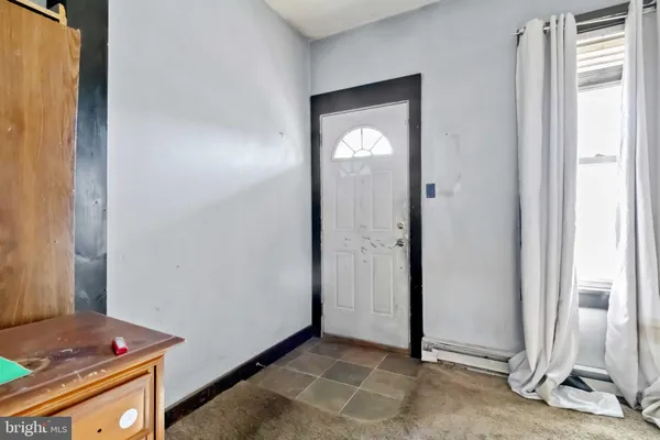 $59,900 | 11 West Commerce Street, Shamokin, PA 17872