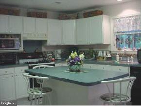 121 Mooring Road Manahawkin, NJ 08050 - Photo 4 of 8 Gallery Image 4