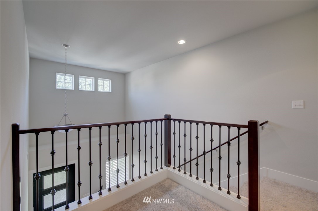 18103 33rd Drive Southeast Bothell, WA 98012 - Photo 15 of 26 Gallery Image 15