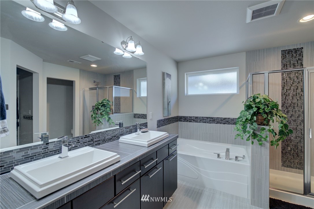 18103 33rd Drive Southeast Bothell, WA 98012 - Photo 18 of 26 Gallery Image 18