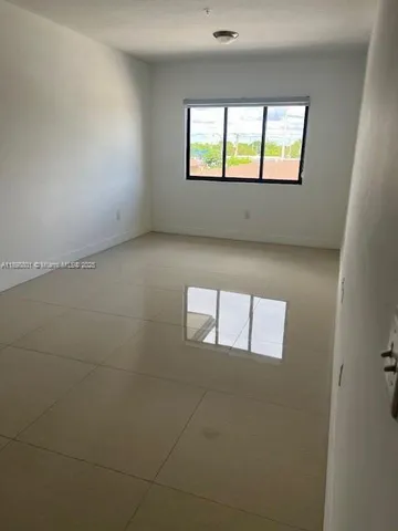 $1,950 | 885 East 1st Avenue, Unit 306, Hialeah, FL 33010