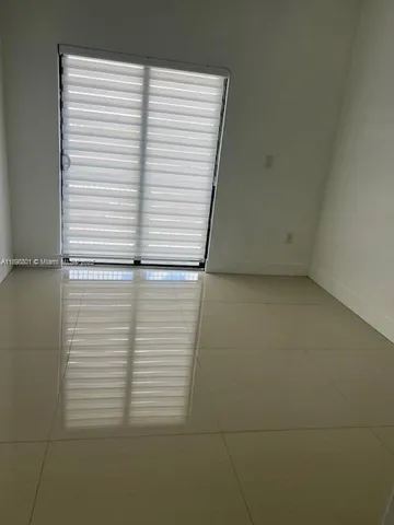 $1,950 | 885 East 1st Avenue, Unit 306, Hialeah, FL 33010