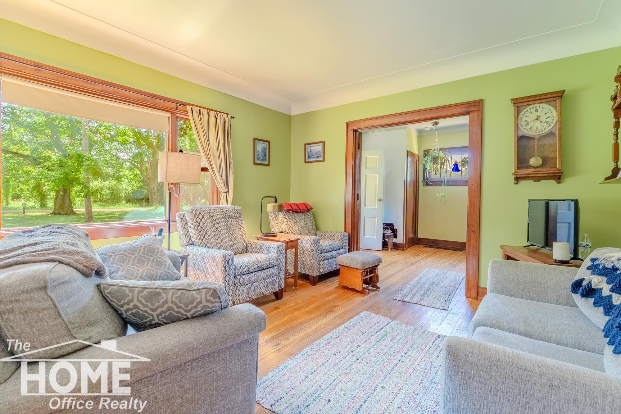 4818 Colby Road Owosso, MI 48867 - Photo 10 of 49 50183648-19a29f74-513b-424b-bff4-94a3a4313fe4.JPG