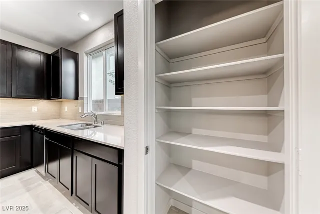 $2,595 | 7012 Pearl Hilltop Court, Las Vegas, NV 89148