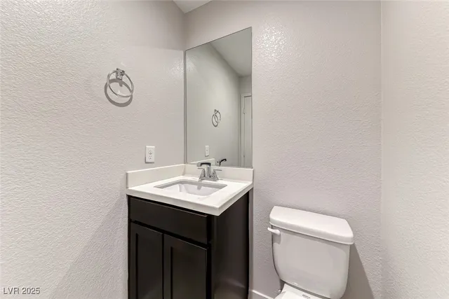 $2,595 | 7012 Pearl Hilltop Court, Las Vegas, NV 89148