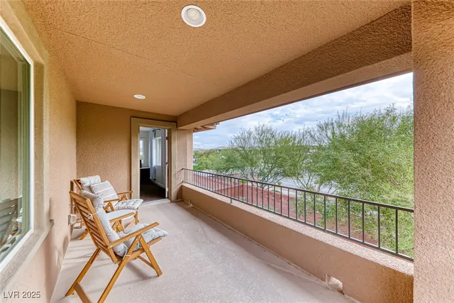 $2,595 | 7012 Pearl Hilltop Court, Las Vegas, NV 89148