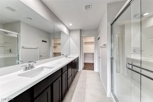 $2,595 | 7012 Pearl Hilltop Court, Las Vegas, NV 89148