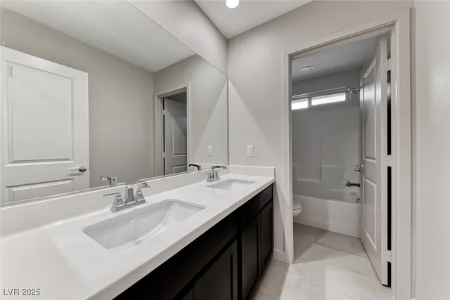 $2,595 | 7012 Pearl Hilltop Court, Las Vegas, NV 89148