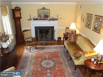 66 Hopkins Road New Egypt, NJ 08533 - Photo 2 of 12 Living Room