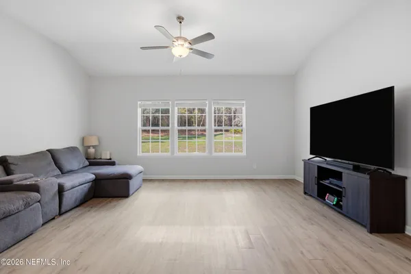 $2,800 | 94 Sorrel Street, Middleburg, FL 32068