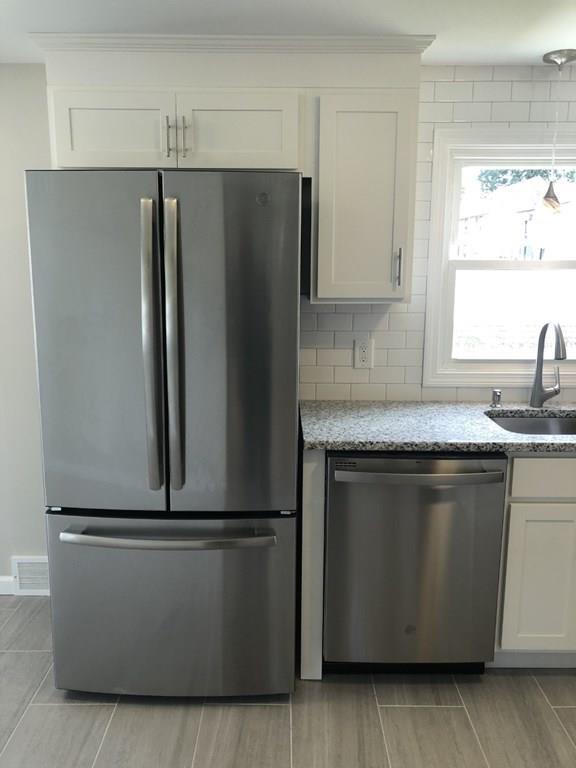 13 Suzanne Street Springfield, MA 01104 - Photo 13 of 33 Gallery Image 13