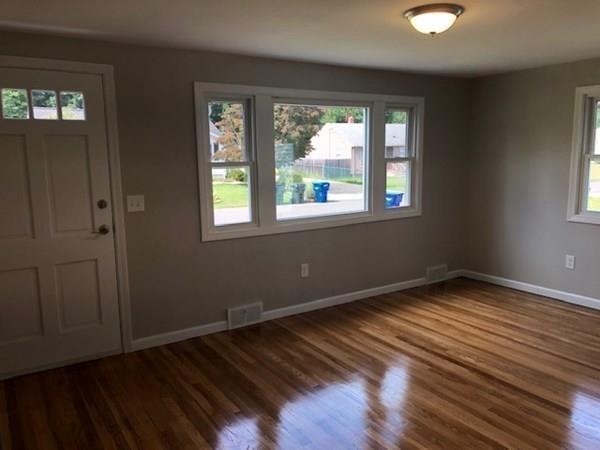 13 Suzanne Street Springfield, MA 01104 - Photo 21 of 33 Gallery Image 21