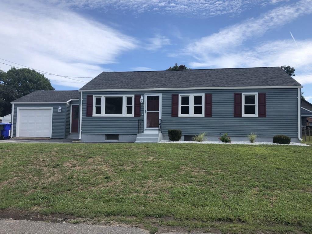 13 Suzanne Street Springfield, MA 01104 - Photo 3 of 33 Gallery Image 3