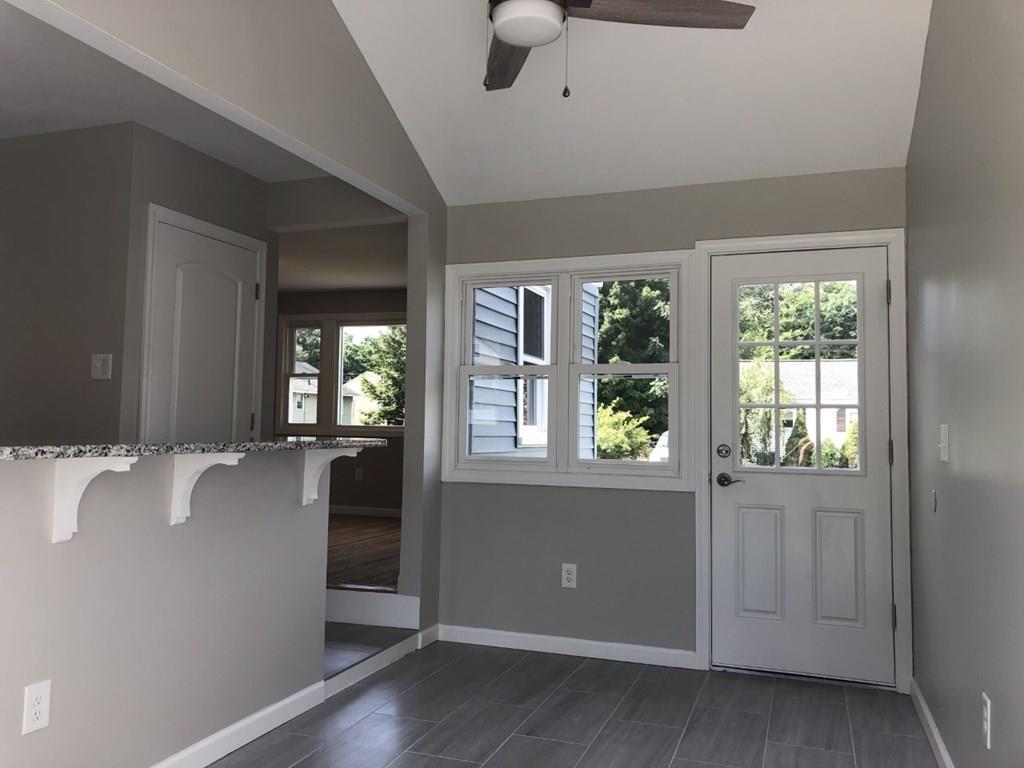 13 Suzanne Street Springfield, MA 01104 - Photo 6 of 33 Gallery Image 6