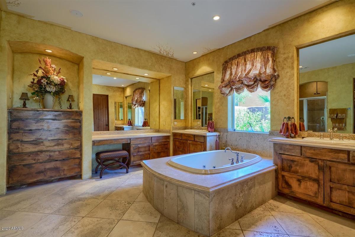 9239 East Mountain Spring Road Scottsdale, AZ 85255 - Photo 32 of 70 Master bathroom