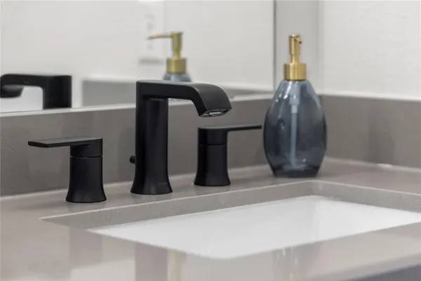 $3,890 | 1128 Villa Rialto View, Leander, TX 78641