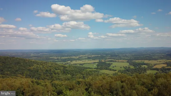 $499,000 | Blueridge Mountain, Upperville, VA 20184
