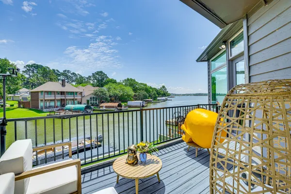 $1,100,000 | 3362 Desert Inn Drive, Montgomery, TX 77356