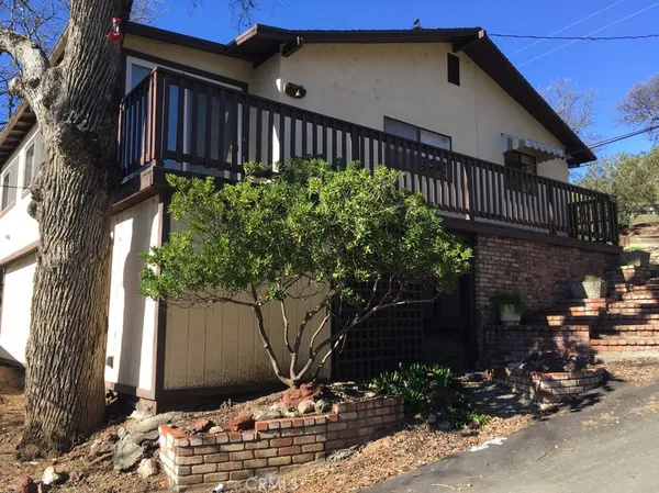 $1,600 | 3690 Tulare Street, Clearlake, CA 95422