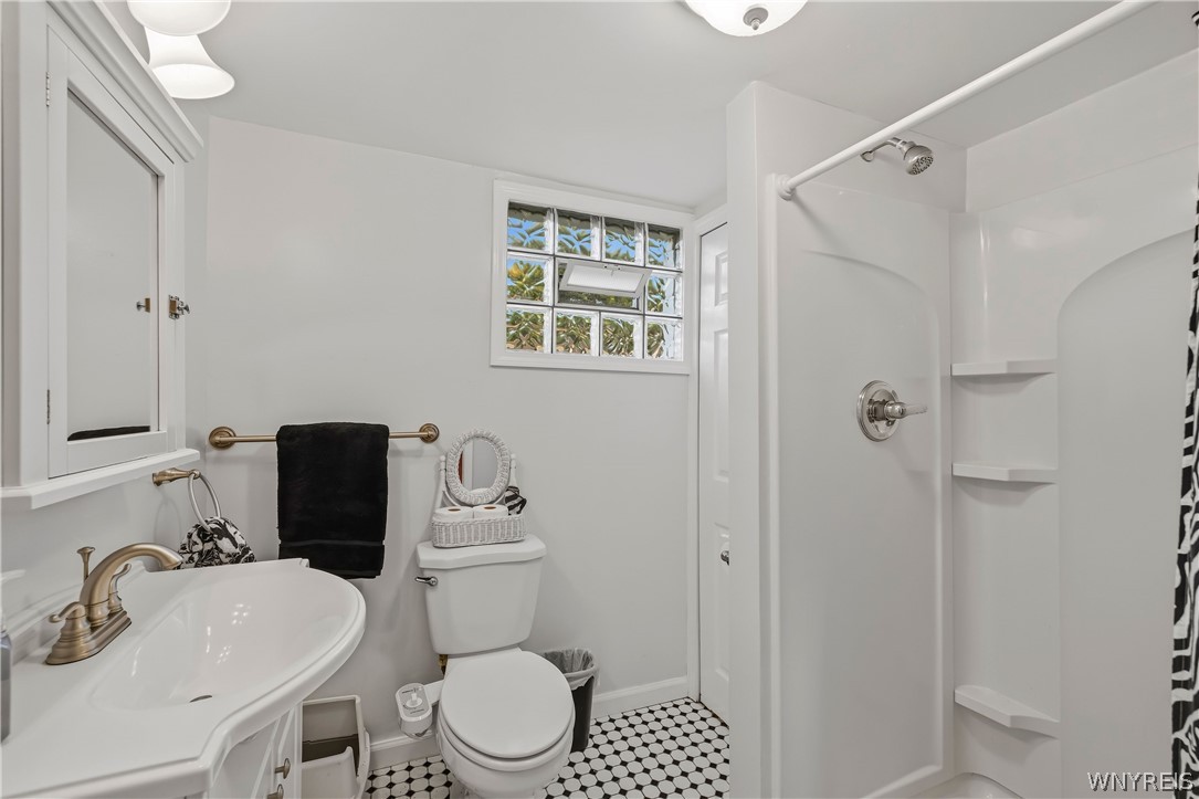 2463 Lake Road Porter, NY 14131 - Photo 17 of 45